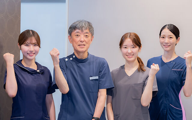 スタッフ集合写真